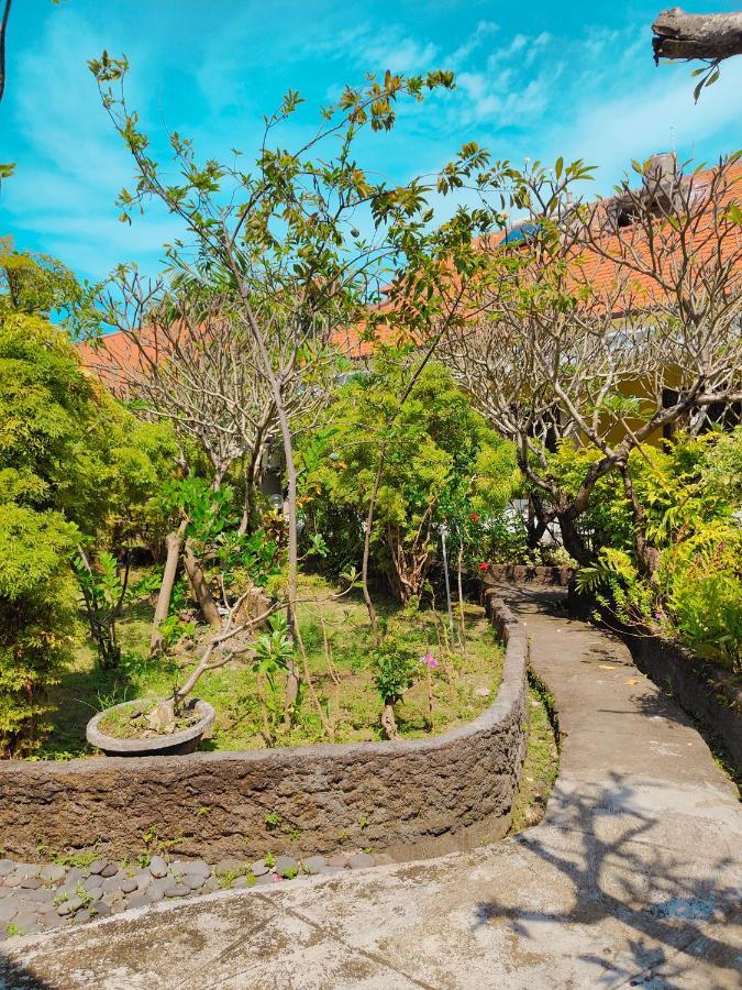 Berlian Inn Kuta Beach Exteriér fotografie
