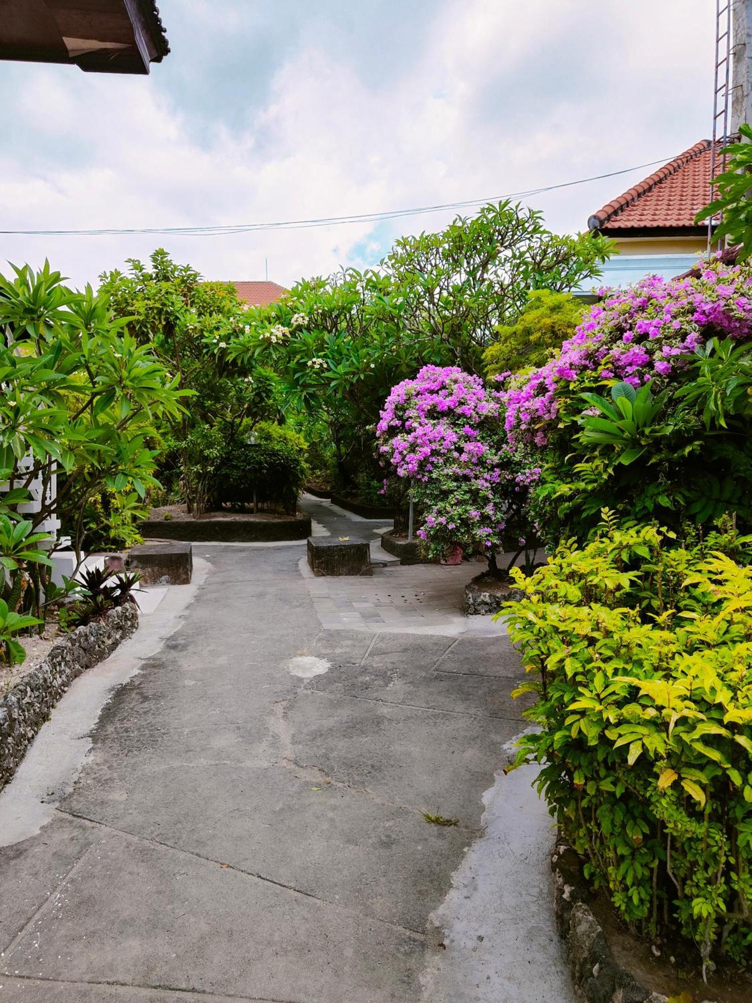 Berlian Inn Kuta Beach Exteriér fotografie