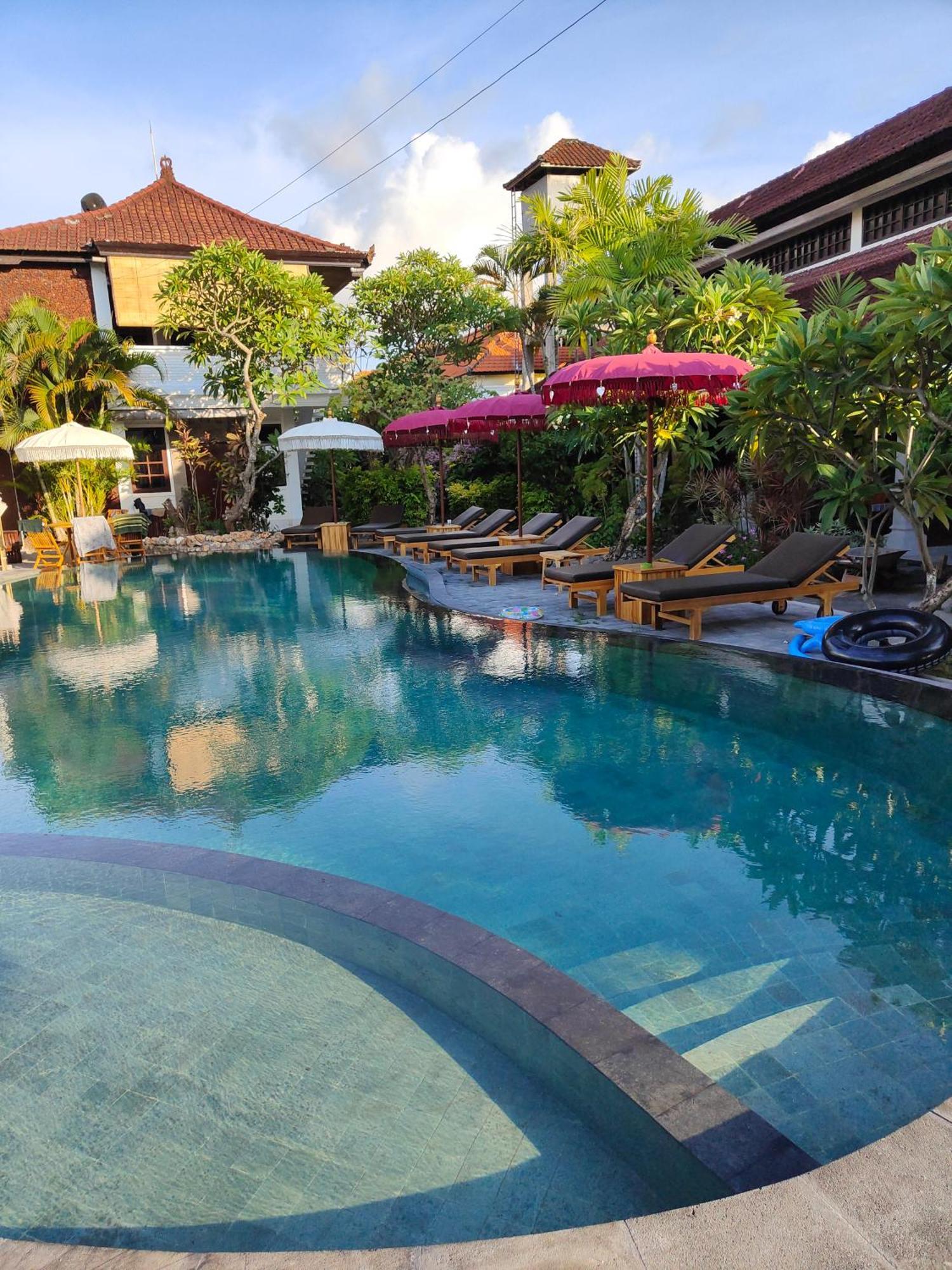 Berlian Inn Kuta Beach Exteriér fotografie