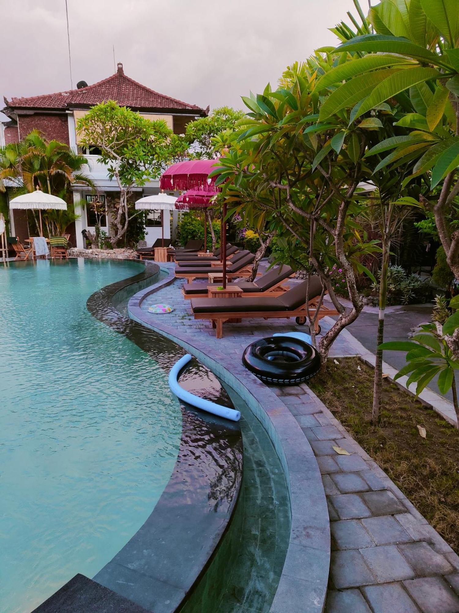 Berlian Inn Kuta Beach Exteriér fotografie