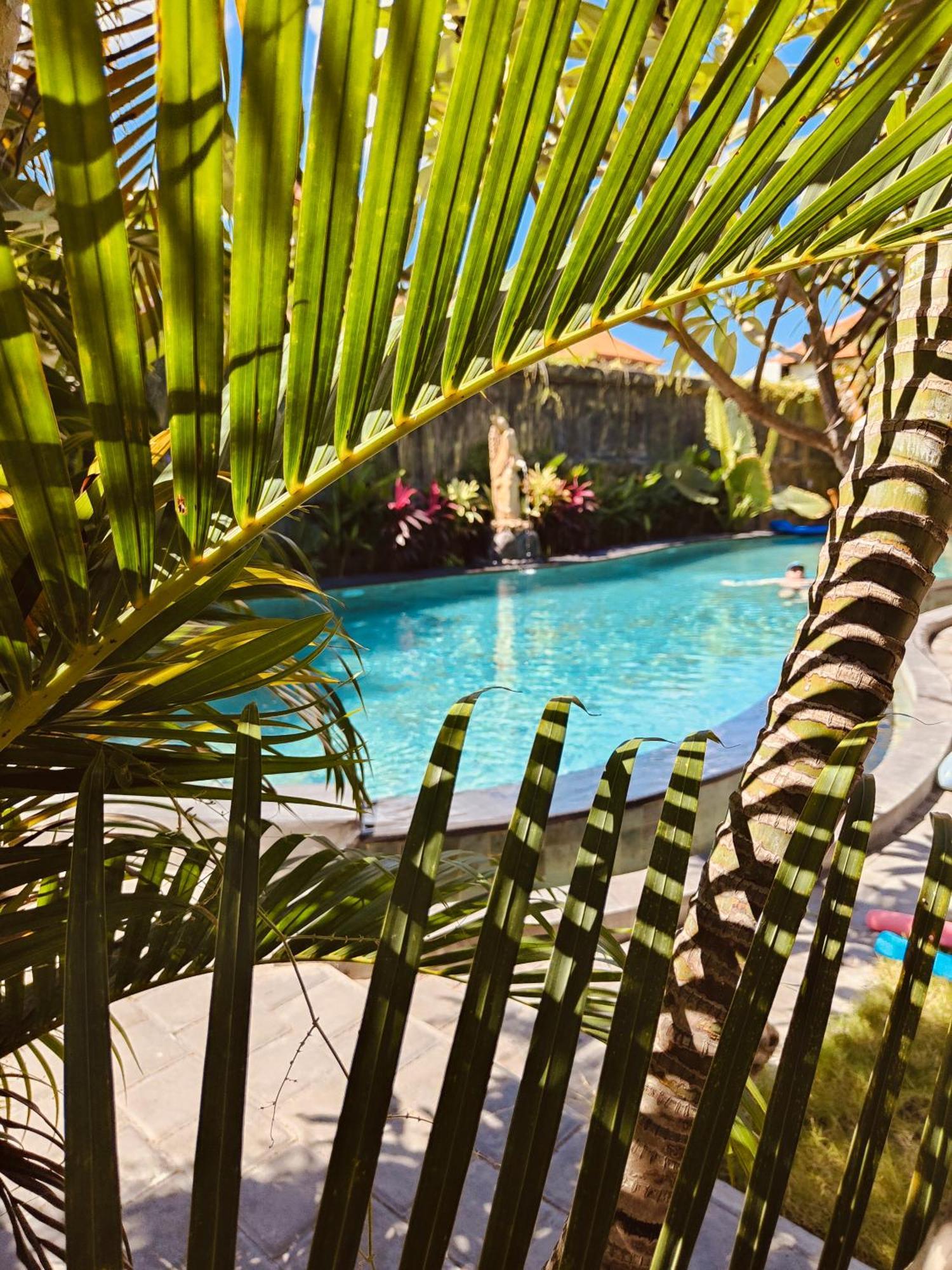 Berlian Inn Kuta Beach Exteriér fotografie