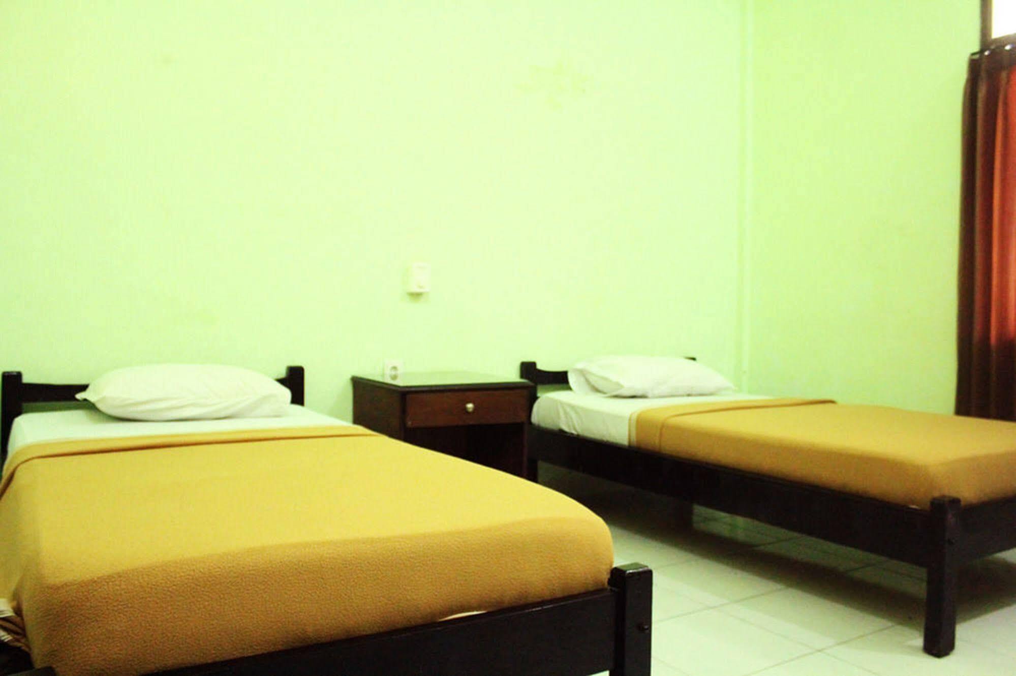 Berlian Inn Kuta Beach Exteriér fotografie